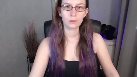 Snapshot of emma_lust94 chatting on 10/11/25, 06:12 emma online show from 10/11/25, 06:12