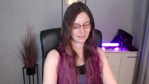 emma online show from 12/23/25, 06:22