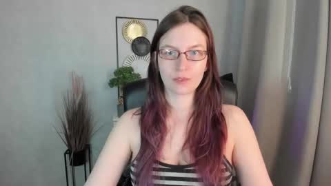 emma online show from 04/07/26, 12:05