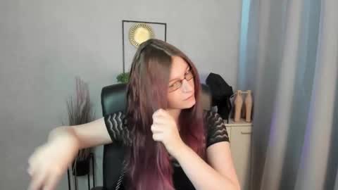 emma online show from 04/16/26, 05:30