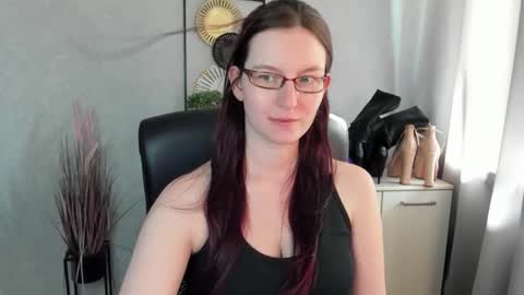 emma online show from 06/03/26, 02:33