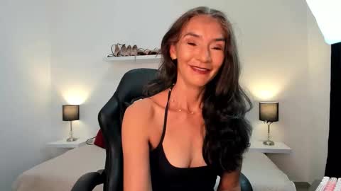 Snapshot of emma_mendoza chatting on 02/17/26, 11:40 Emma online show from 02/17/26, 11:40