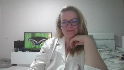 emma_misty_ online show from 04/13/26, 08:25