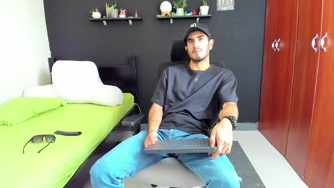 emma online show from 12/02/24, 03:25