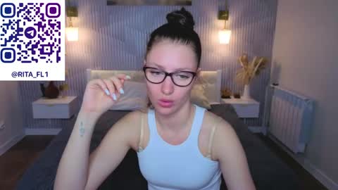 Emma Myer online show from 04/29/26, 02:26