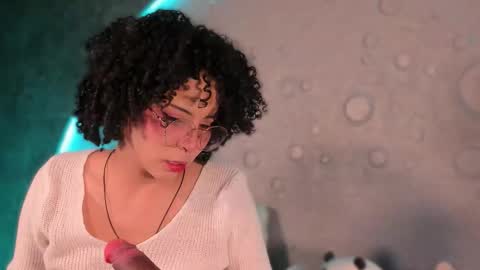     online show from 10/01/25, 10:10