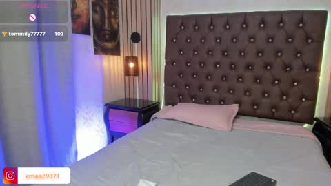 Snapshot of emma_petite4u chatting on 02/20/25, 09:31 Emma online show from 02/20/25, 09:31