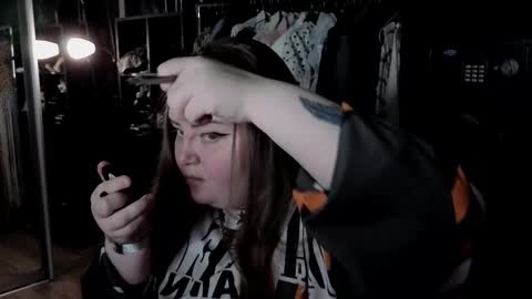 Emma Razumovskaya online show from 09/16/25, 11:17