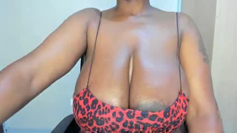emma_remi online show from 10/23/25, 05:33