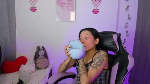 Emma online show from 06/11/26, 06:39