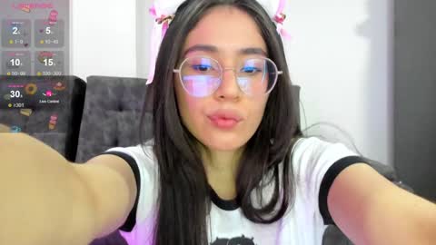 Snapshot of emma_sandovaal chatting on 01/03/25, 01:38 Emma online show from 01/03/25, 01:38