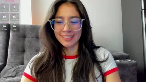 Snapshot of emma_sandovaal chatting on 06/16/26, 05:48 Emma online show from 06/16/26, 05:48
