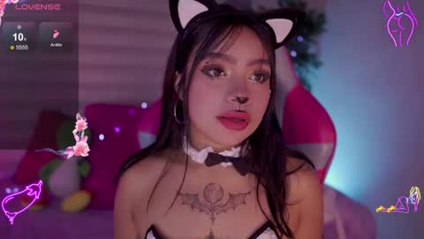 EMMA  online show from 10/01/25, 05:41