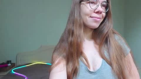 Emma-milky-tits online show from 02/16/26, 04:08