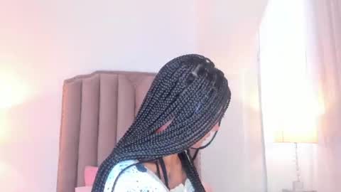 Snapshot of emma_torres__ chatting on 06/23/26, 01:09 Ema online show from 06/23/26, 01:09
