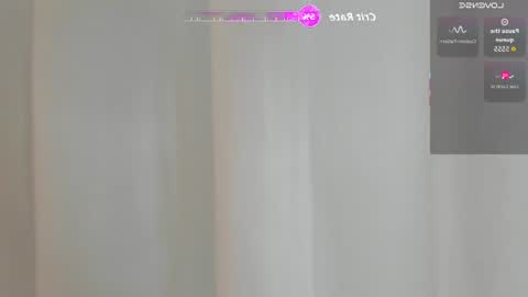 Snapshot of emma_torres__ chatting on 06/26/26, 12:09 Ema online show from 06/26/26, 12:09