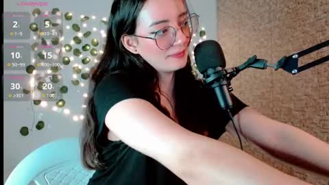 Emma  online show from 12/04/24, 01:09