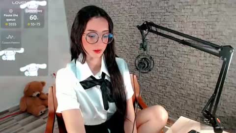 Emma  online show from 08/04/26, 02:48