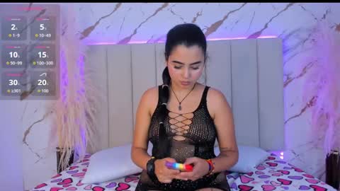 emma_whitee_ online show from 10/02/25, 07:10