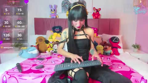 Snapshot of emma_wilder_ chatting on 02/20/26, 08:53 Emma online show from 02/20/26, 08:53