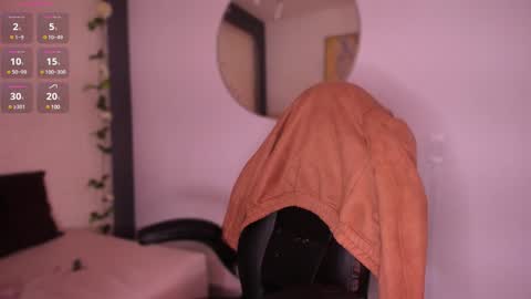 Snapshot of emma_woods__ chatting on 12/28/24, 03:15 emma_woods__ online show from 12/28/24, 03:15