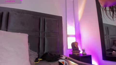 emma becket online show from 02/13/25, 10:02