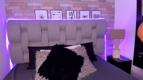 emma becket online show from 01/16/26, 04:27