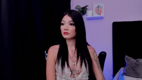 Emma  online show from 11/28/25, 11:07