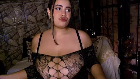 emmacamille2 online show from 01/09/25, 03:15