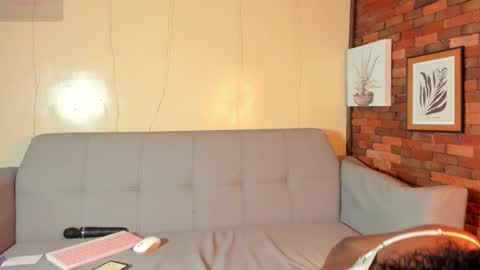 Snapshot of emmaconneer chatting on 12/13/24, 06:27 Emma online show from 12/13/24, 06:27