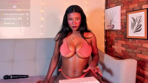 Snapshot of emmaconneer chatting on 01/14/25, 06:07 Emma online show from 01/14/25, 06:07