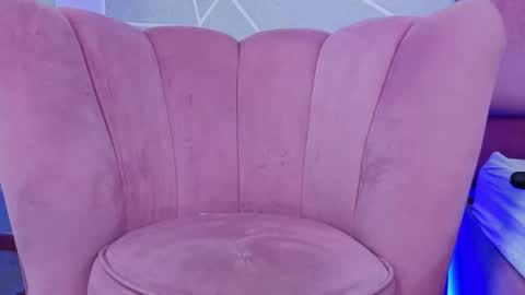 Snapshot of emmacortez chatting on 09/10/25, 12:05 emma cortez online show from 09/10/25, 12:05