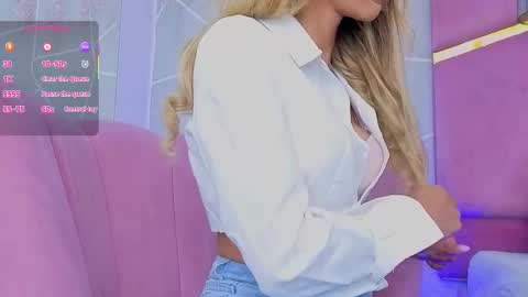 Snapshot of emmacortez chatting on 09/12/25, 11:43 emma cortez online show from 09/12/25, 11:43