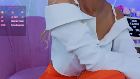 Snapshot of emmacortez chatting on 09/20/25, 11:44 emma cortez online show from 09/20/25, 11:44