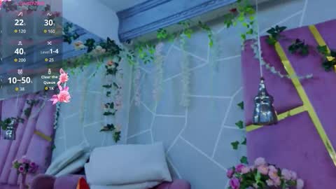 emma cortez online show from 12/02/25, 11:48