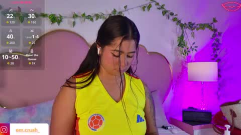 Snapshot of emmacrush chatting on 06/23/26, 11:14 Welcome Im yosein Your love is my passion activate it with your tips and enjoy with me online show from 06/23/26, 11:14