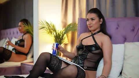  Emma  online show from 09/21/25, 06:53