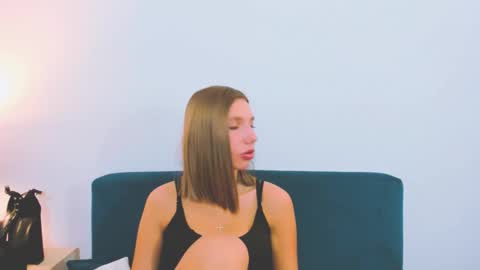 emmadesire online show from 12/22/25, 07:00