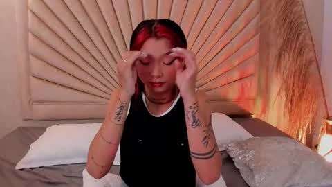           online show from 11/22/25, 12:15