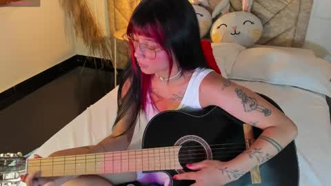           online show from 04/08/26, 09:15