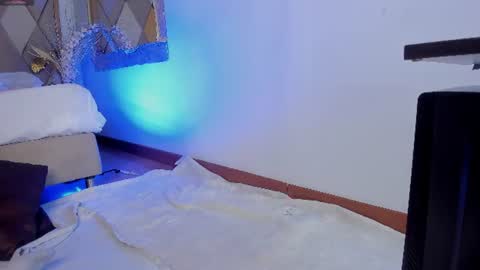 Emma Duque online show from 06/29/26, 10:10