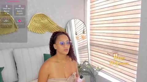  Emma Ferrary  online show from 10/26/25, 02:12