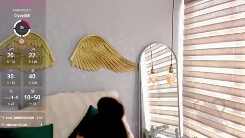  Emma Ferrary  online show from 11/11/25, 04:18