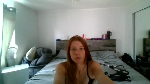 emmafreeland15 online show from 07/08/26, 06:45