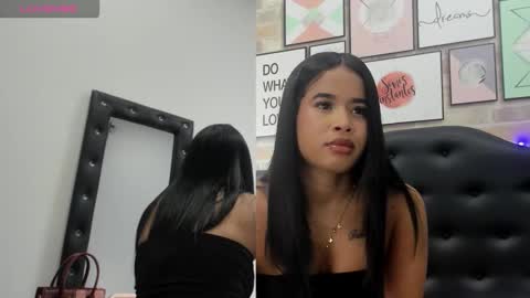 Snapshot of emmagirl0 chatting on 03/03/26, 03:23 Emma online show from 03/03/26, 03:23