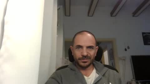 Ariel online show from 12/09/24, 05:18