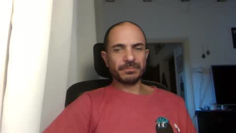 Ariel online show from 12/14/24, 01:38