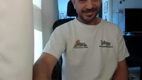 Ariel online show from 01/09/25, 08:45