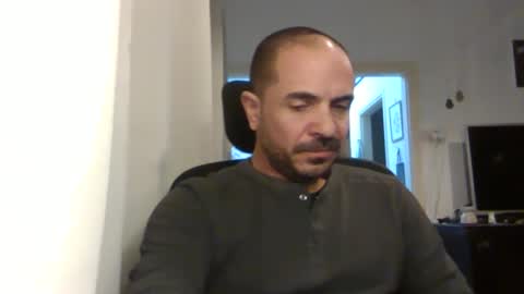 Ariel online show from 02/07/25, 05:51