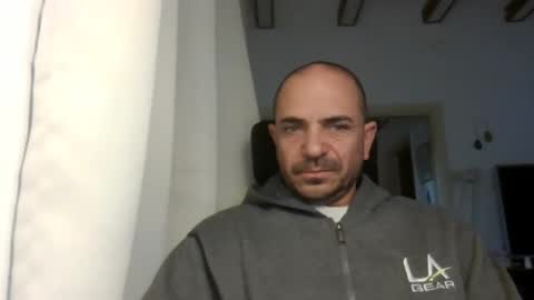 Ariel online show from 02/18/25, 04:48